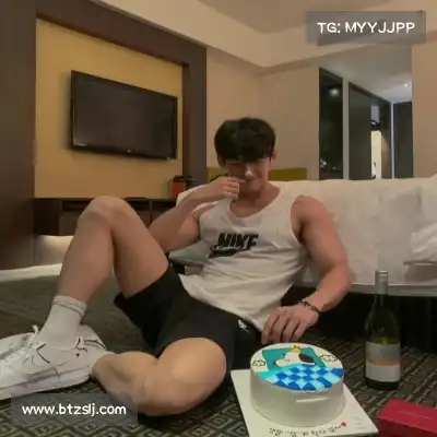 杨一舟